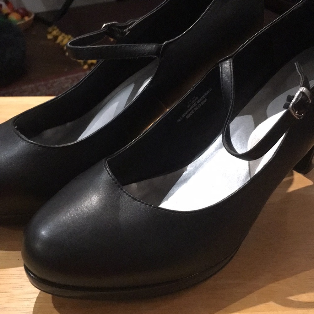 Lane Bryant black leather heels 👠 size 12W